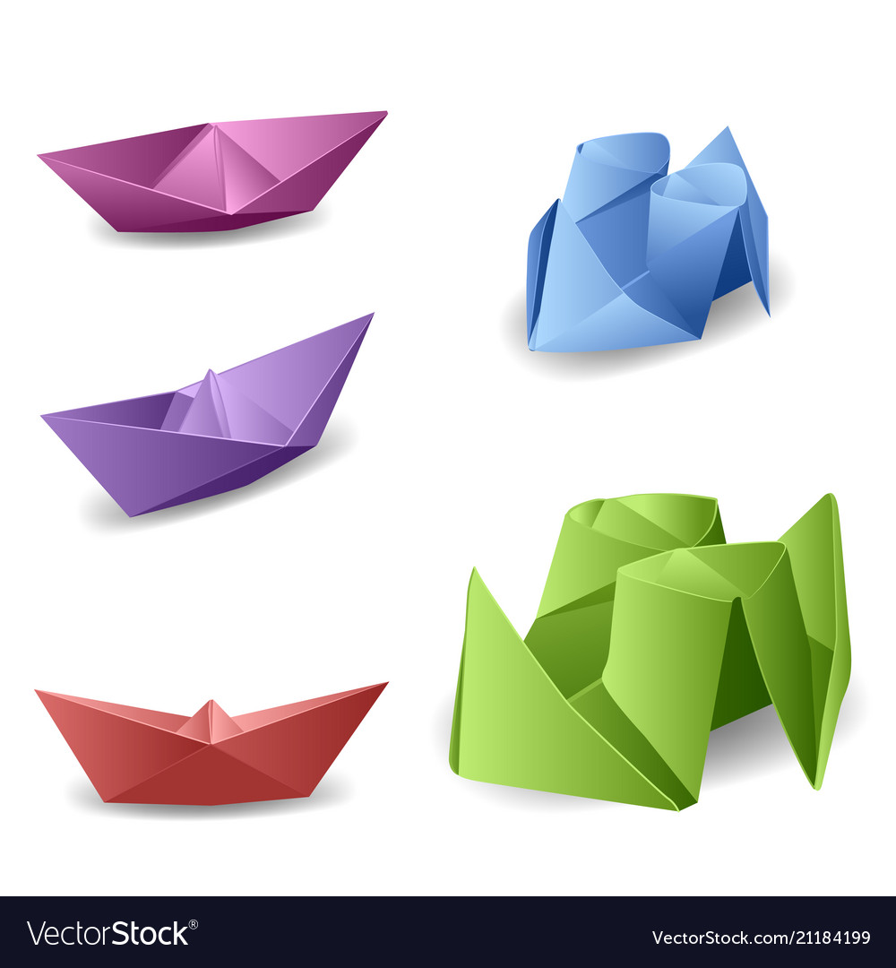 Set with origami boats