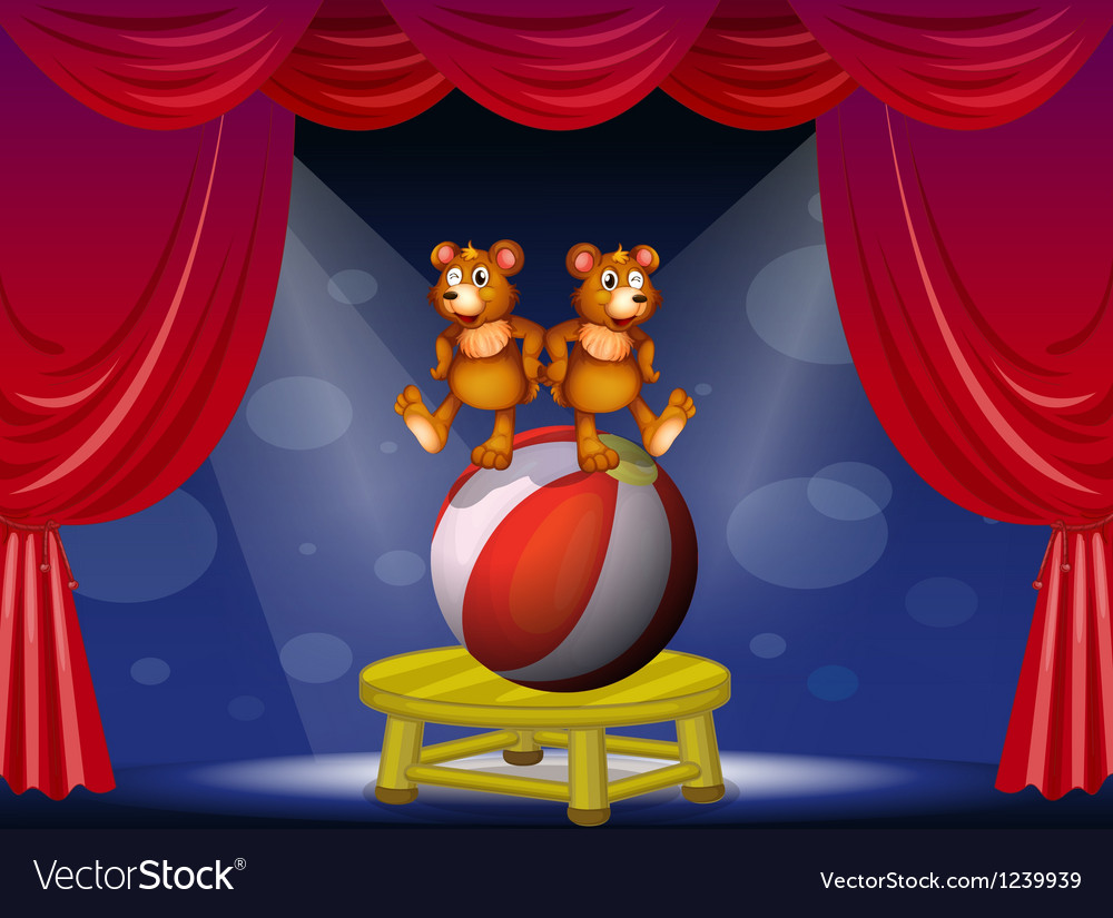 в цирковом представлении участвовали 3 медвежонка. дрессировщица медведей. в цирковом представлении участвовали. цирковые животные. в цирковом представлении участвовали 3 медвежонка.