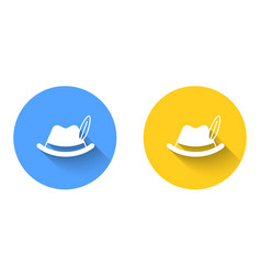 White Oktoberfest Hat Icon Isolated With Long