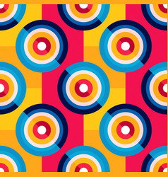 Abstract Bauhaus Circle Pattern Minimal 20s