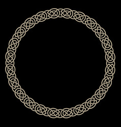 Celtic Scandinavian Design Round Braided Pattern