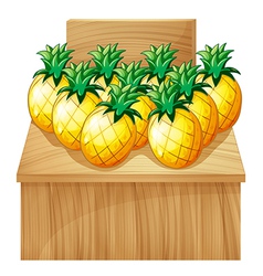 A Pineapple Fruitstand With An Empty Board