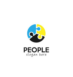 Family People Link Logo