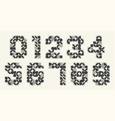 Trendy Retro Geometric Numbers Vintage Font