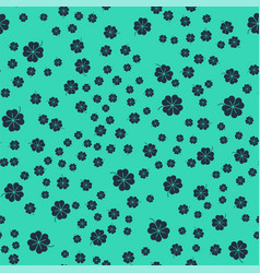 Black Four Leaf Clover Icon Isolated Seamless