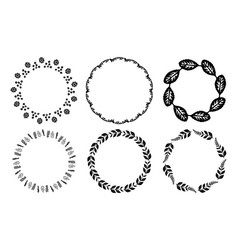 Ornate Floral Wreath Set